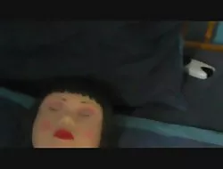 Peluda pelo negro se folla a si misma