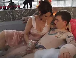 Estas embarazada esta cachonda