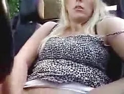 Ebony Shameless en Gangbang realmente lleno