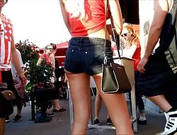 El ébano gordo es penetrado extremadamente duro.