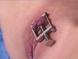 Perforado Pornoschlampe durchgenommen y rociado