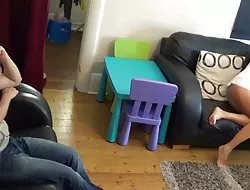 Que mamada brutal con una adolescente